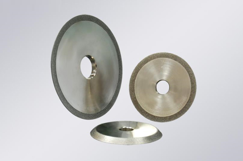 Electroplated grinding wheel for circular saw blade